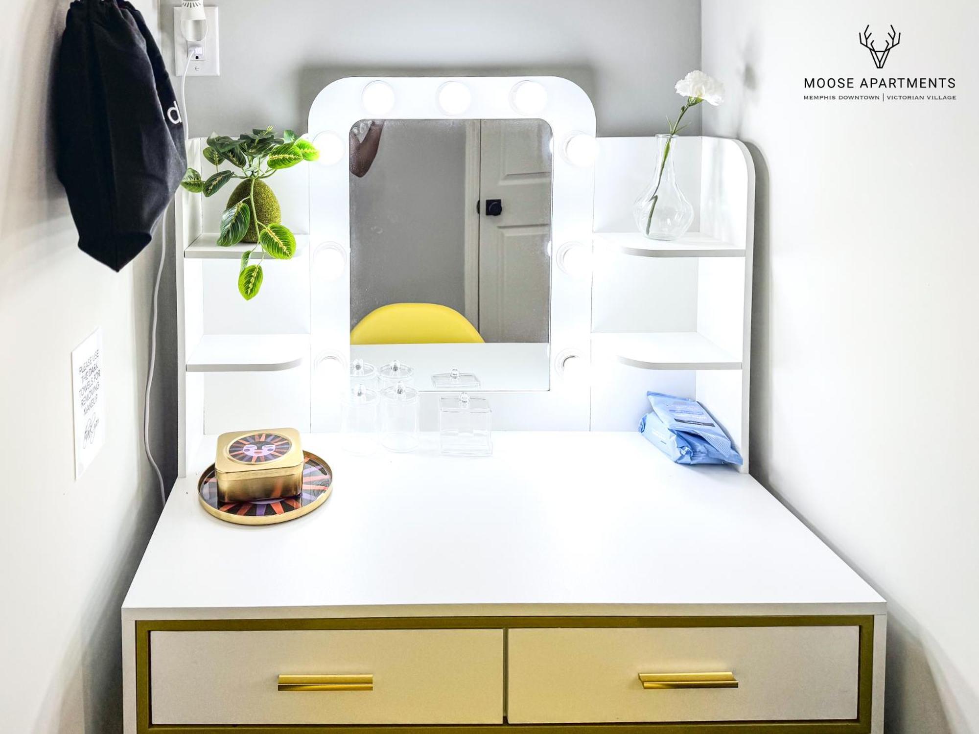 Апартаменти The Moose #9 - Brand New Luxe Modern Loft With Free Parking, King Bed & Fast Wifi Мемфіс Екстер'єр фото