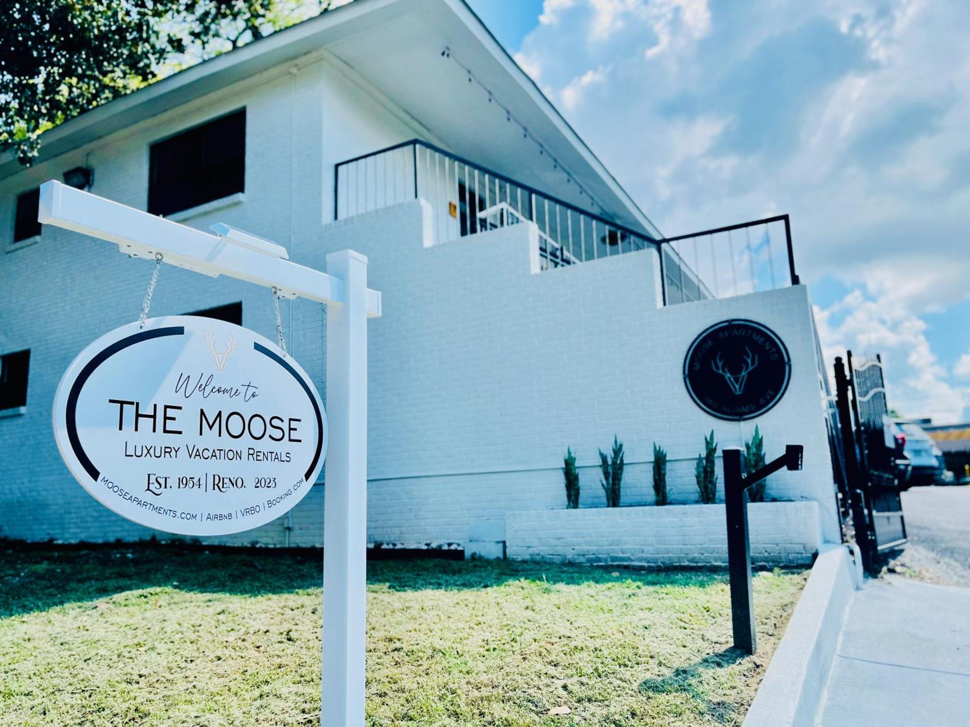 Апартаменти The Moose #9 - Brand New Luxe Modern Loft With Free Parking, King Bed & Fast Wifi Мемфіс Екстер'єр фото